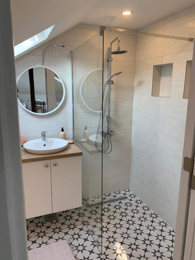 West Studio Apartment ซาราเยโว ภายนอก รูปภาพ