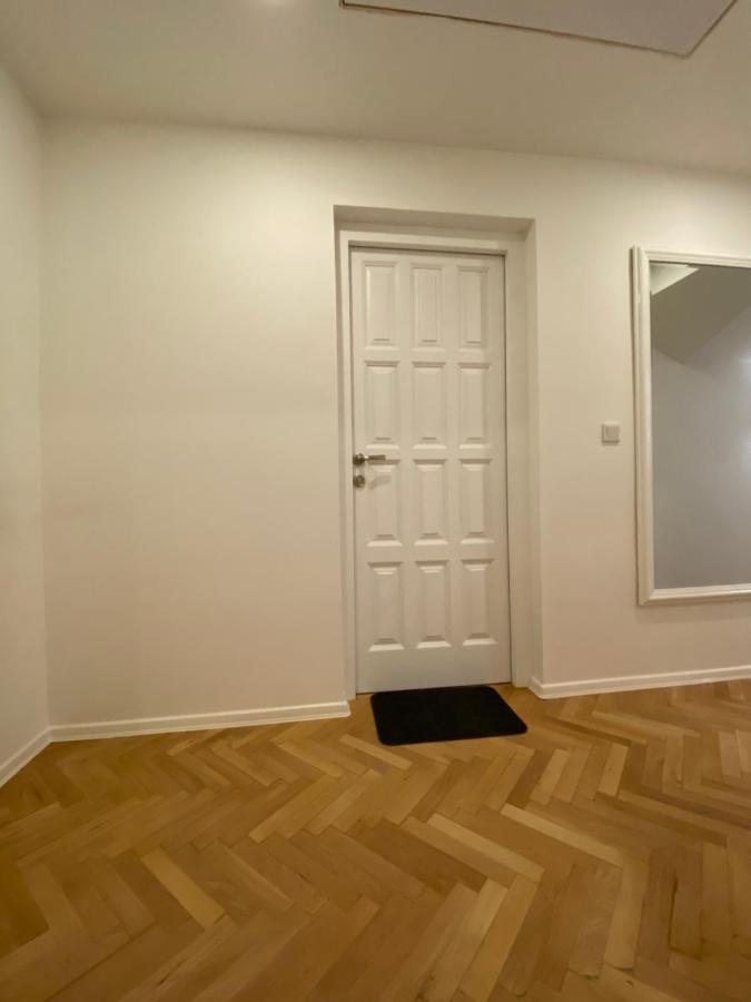 West Studio Apartment ซาราเยโว ภายนอก รูปภาพ